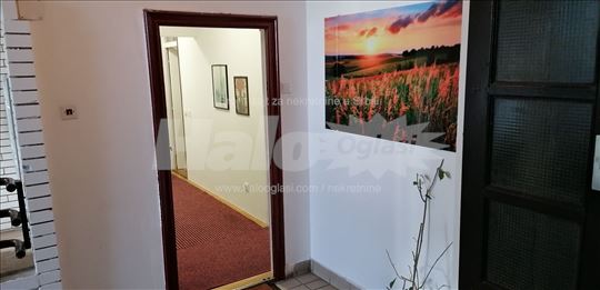 Novi Beograd, trosoban dr Ivana Ribara