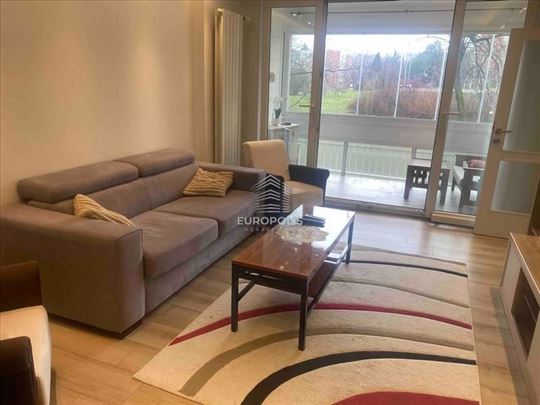 Odličan, 51m2 sa lođom, Bulevar Peka Dapčevića ID#