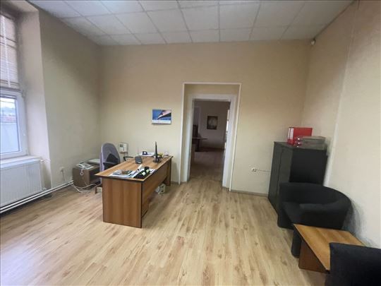 Poslovna zgrada u centru Beograda