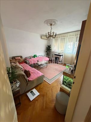 Stan na odličnoj lokaciji