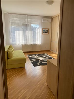 Tašmajdan, novogradnja, odličan za pp, ID 25355