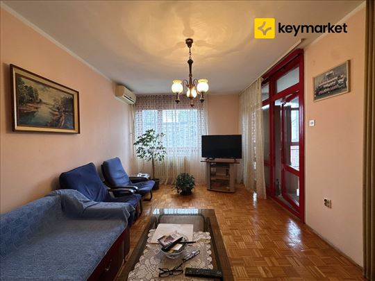 Trosoban stan od 78m2 