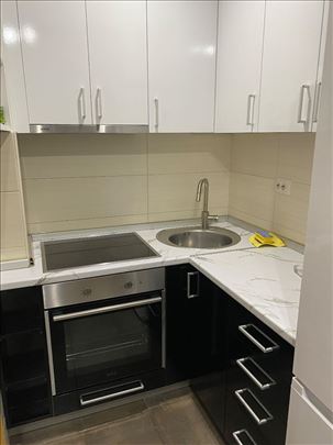 Altina, 2.5 sob. noviji stan sa parkingom