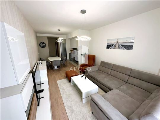 BW Aqua - 3.0, moderno opremljen, sa garažom