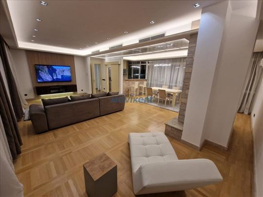 Dedinje-luksuzni stan