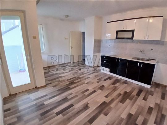 Izdaje se stan u Dornjoj Vrežini, 50m2