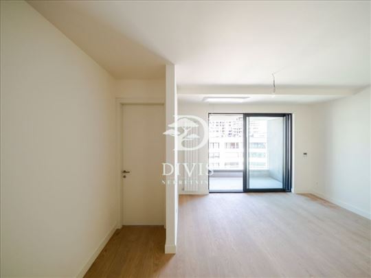 Prodaja trosobnog stana u Soul 64, parking mesto