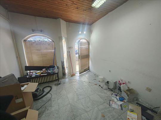 Vidikovac, kod Garden centra, lokal 14+14m2