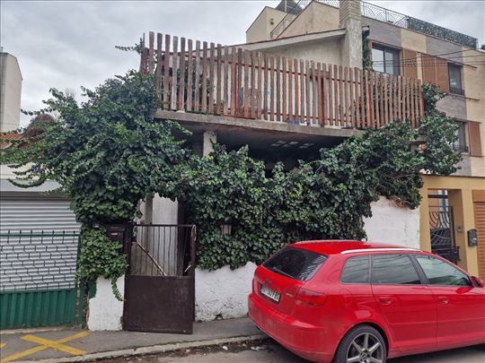 Zvezdara-Lion kuca duplex