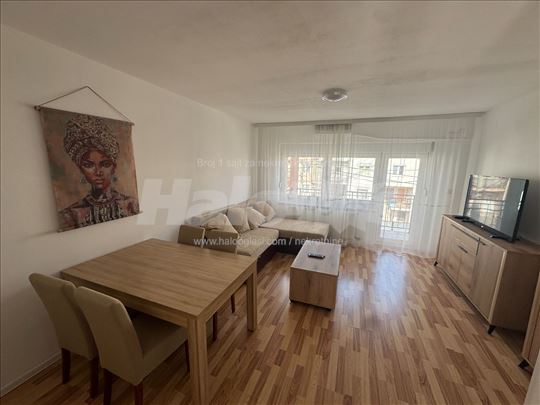 70m2 Trosoban stan Z.P.  cena sa svim troskovima!