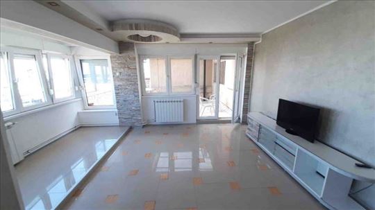 Blok 45,renoviran,svetao stan ID#8465