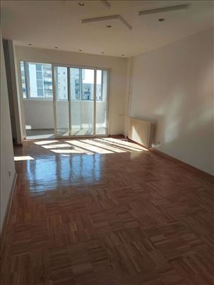 Blok 63, renoviran, polunamešten, 3.0