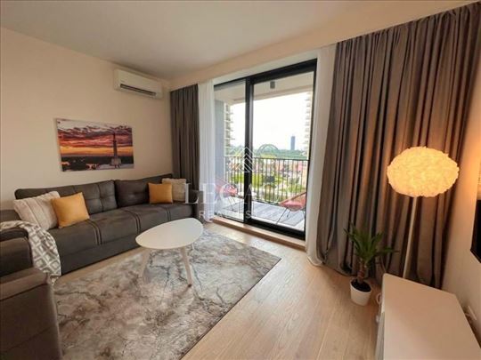 Investicija, dobra pozicija, kompletno opremljen I