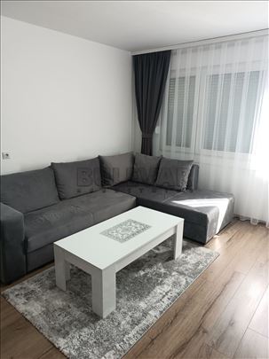 Izdaje se stan kod Medicinskog fakulteta, 48m2!