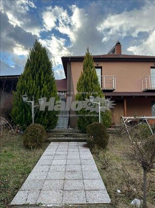 Izdajem apartmane u Vranju