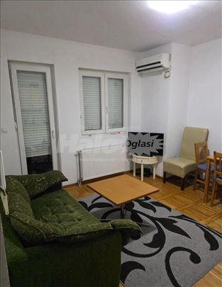 Izdajem jednosoban stan, ul.Steve Žigona 33