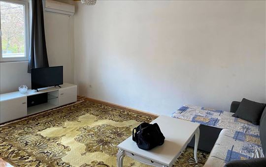 Kanarevo brdo, Ivana Mičurina 54m2