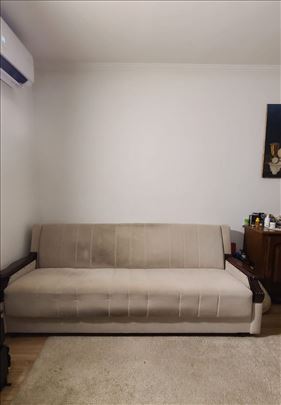 Kauč polovan sa klik-klak mehanizmom