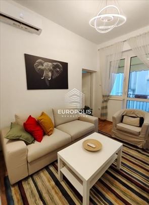 Kompletno renoviran stan kod Crkve Svetog Marka ID