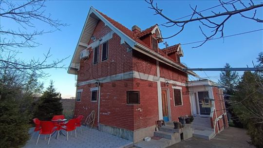 Kuća 150m2, Belanovce, plac 744m2