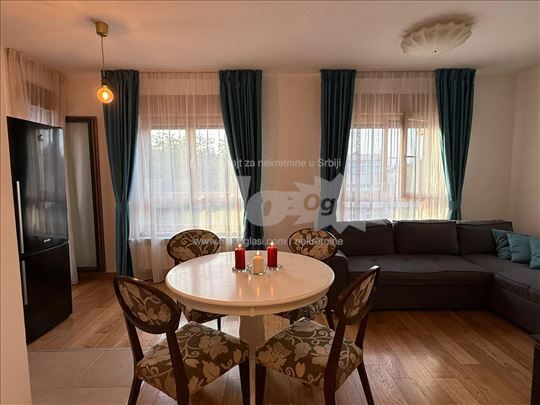 Lux Stan 46m2 BEO Shopping Center