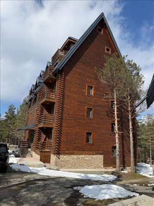 Odlican stan sa parkingom-bez provizije