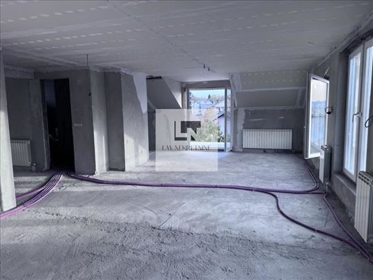 Odličan stan u sivoj fazi