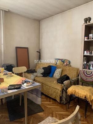 Porodična kuća u Mirijevu