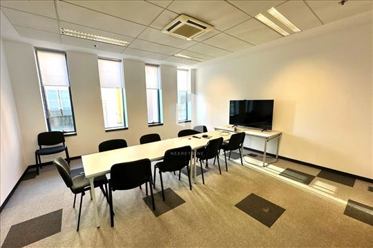 Poslovni prostor u  poslovnoj zgradi A klase 