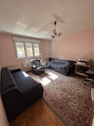 Strogi centar, Topličin venac, namešten, 46m2