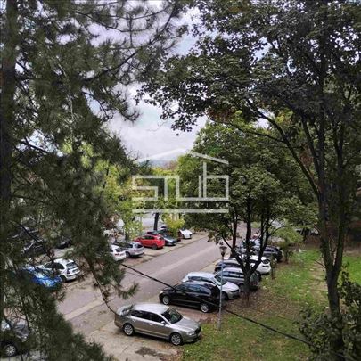 Uknjižen 2.0 stan, centar Železnika! Prodaja! ID#1