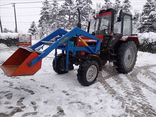 Utovarivac belarus820