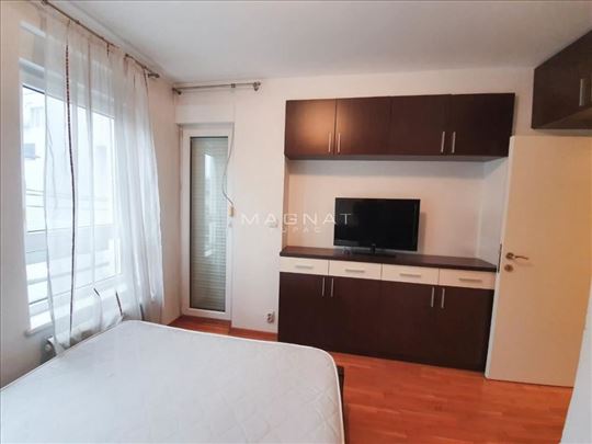 Vračar - nov - uknjižen - dvoiposoban stan ID#5522