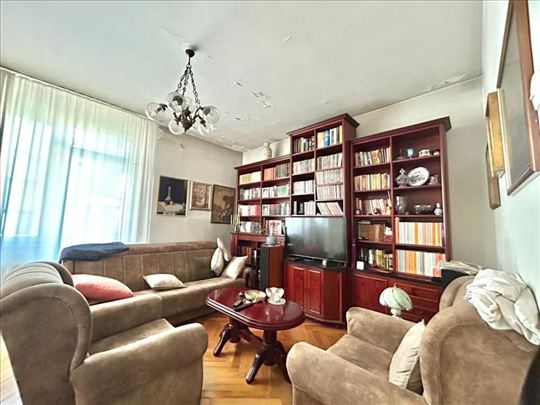 Vračar Mileševska-57m2 uknjiženo+terase-za renovir