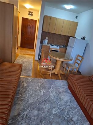 Garsonjera - 30m2 - Centar