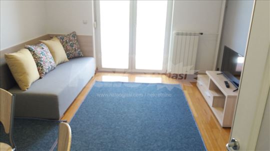 Garsonjera, Bulevar kralja Aleksandra