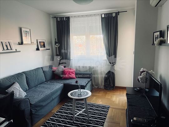 Izdaje se stan kod Parka