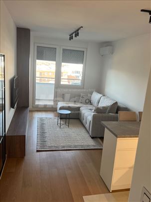 Neuseljavan stan - 31m2 - Heroja Pinkija