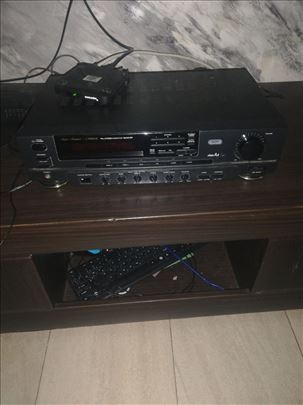 Pojačalo sa zvucnicima