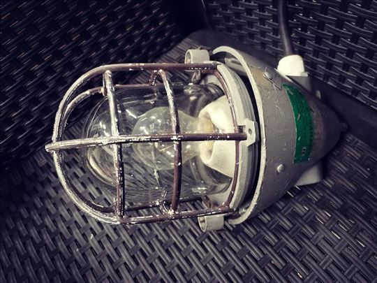 Brodska industrijska lampa