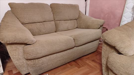 Dvosed i trosed garnitura