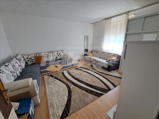 Jednoiposoban stan, 40 kvadrata Padinska skela