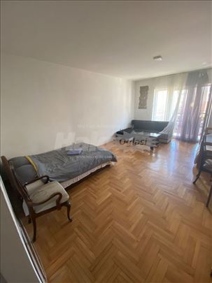 Jednosoban stan Vukov spomenik