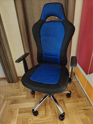 Kompjuterska stolica