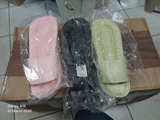 Kvalitetne gumene papuče PVC 32-45 brojevi
