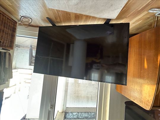 LG TV 43” – za delove ili popravku – 50€