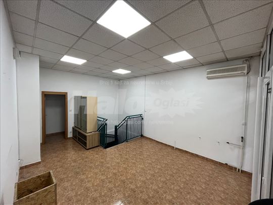 Prodajem lokal dupleks kod Arene.