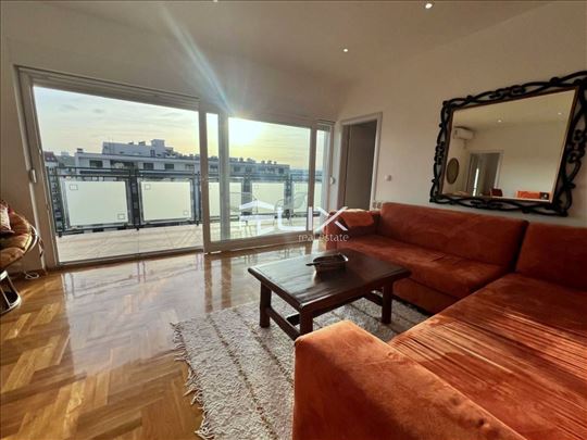 Vračar, Crveni krst - 3.0 svetao stan