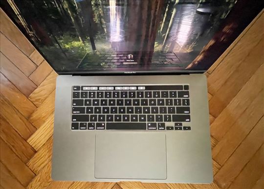 2019 Apple MacBook Pro i9/32GB RAM/1TB SSD/15.4