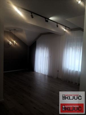 FutoŠka Pijaca, 58m2, Trosoban, Renoviran